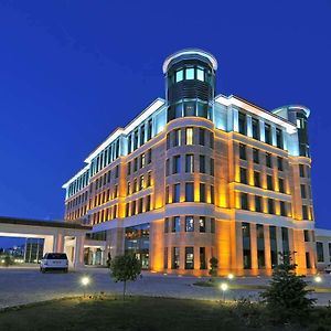 Doubletree By Hilton Van